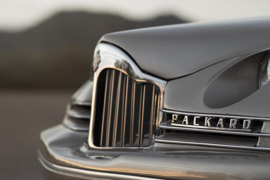 Детали экстерьера Packard Twelve Concept 1999 года  (фото 26 из 38)